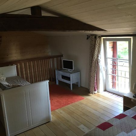 Gite Le Puy Rabasteau Chantonnay Bagian luar foto