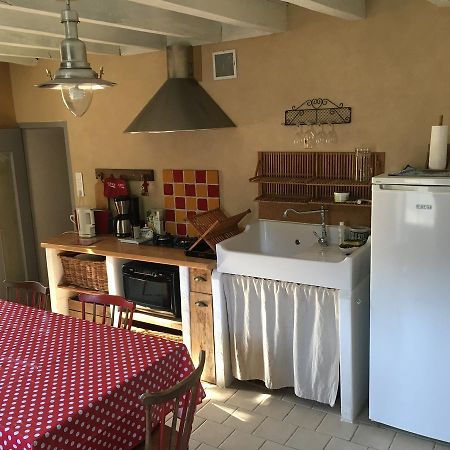 Gite Le Puy Rabasteau Chantonnay Bagian luar foto