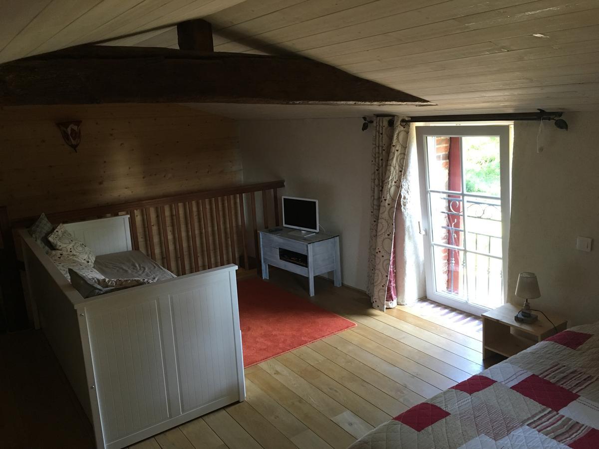 Gite Le Puy Rabasteau Chantonnay Bagian luar foto