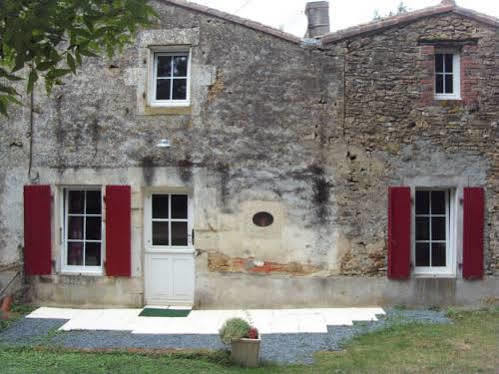 Gite Le Puy Rabasteau Hotel Chantonnay Bagian luar foto